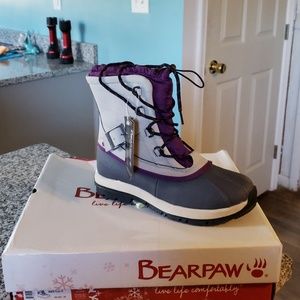 Women's snow boots